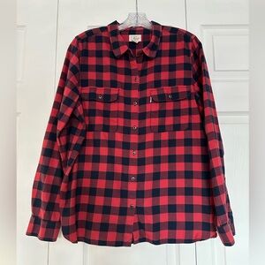 Levi's Red & Navy Buffalo Plaid Women’s  Button Down Shirt - Size L - Small Fit